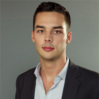 Evan Curry Email & Phone Number