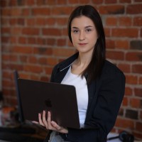 Paulina Nogawka Email