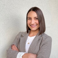 Julia Wallis Email & Phone Number