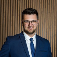 Simon Kuhn Email