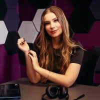 Isadora Bocalon Email