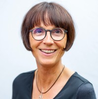 ZfW Employee Dipl.-Kffr. Müller-Kästner's profile photo