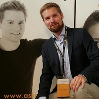 Robin Alm Email