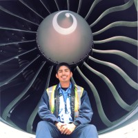 United Airlines Employee Robert Leiva's profile photo