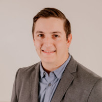 Taylor Graves Email & Phone Number