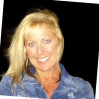 Robin Henricks Email & Phone Number