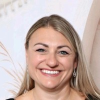 Honeybear Marketing LLC Employee Heather Riel's profile photo