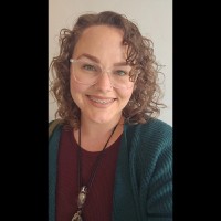 Total Package HR Employee Samantha Elliot's profile photo