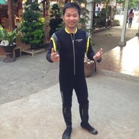 段肖益 Email