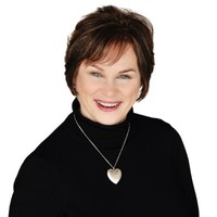 Suzanne Simpson Email & Phone Number