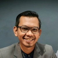 Miftachur Rozaq Email