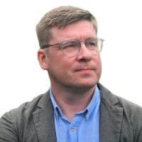 Lukas Lundström Email