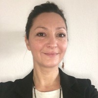 YOGAESSENTIAL Employee Lucia Cutura's profile photo