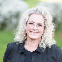 Tracy Mozingo Email & Phone Number
