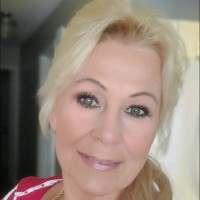 Vylette Murray Email