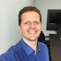 Grupo Elfa Employee Li Massari's profile photo