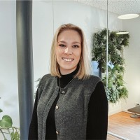 MOVESELL Employee Alina Weimer's profile photo