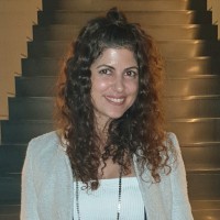 Hila Refael Email