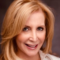 LQ Commercial Employee Kelly Franzino's profile photo