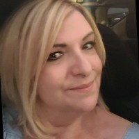 1st Lake Properties, Inc. Employee Laurie Barrois's profile photo