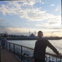 Haluk İskender Email