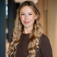 Boston Consulting Group (BCG) Employee Elizabeth Tonkin's profile photo
