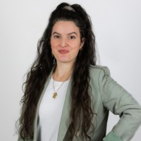 Solenne Fernandes Email