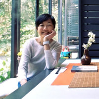 Queenie Ho Email