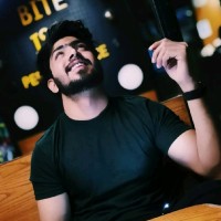 Ethnic Employee Usman Qureshi's profile photo