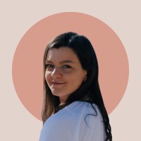 Chloé Uguen Email