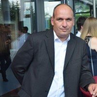 Michael Jäger Email