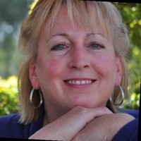 Orca Book Publishers Employee Shelley Hrdlitschka's profile photo