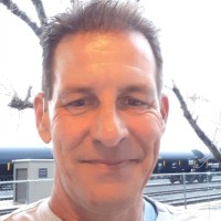 Apollo Retail Specialists Employee Edward Morris's profile photo