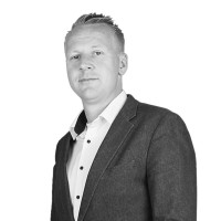 Erik Hempenius Email