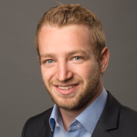 Florian Pflugfelder Email