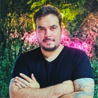 Roberto Vessone Email & Phone Number