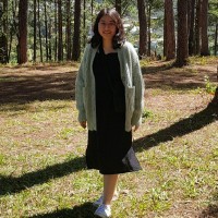UEH - International School of Business Employee Trình du's profile photo
