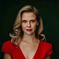 Optica Employee Sarah Helminiak's profile photo