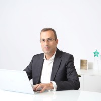 Eduardo Correia Email