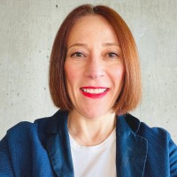 Introhive Employee Pouneh Hanafi's profile photo