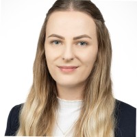 Nadine Schwarzl Email