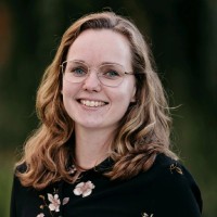 Célinde Jansen Email
