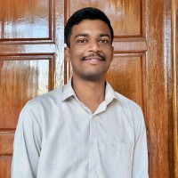Nivāsa Finance Employee Vineet Naik's profile photo