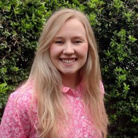 Holly Garlick Email