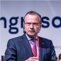 UPF Barcelona School of Management Employee Alejandro Arola García's profile photo