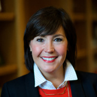 @properties Employee Robin McEwen's profile photo