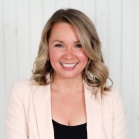 Bubbly Creative Employee Cara Chatellier's profile photo