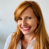 CEC BANK Employee Anca Apostoae's profile photo