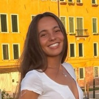 Julia Dell'Ariccia's profile photo