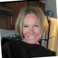 VistaJet Employee Lori Niese's profile photo